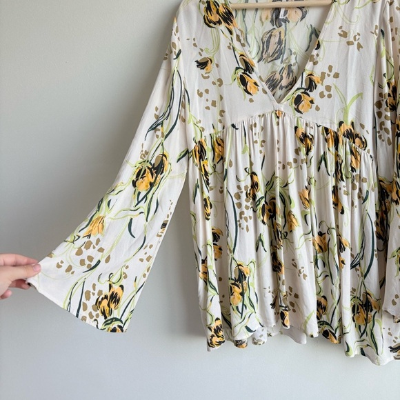NWOT Free People Bella Print Tunic Bohemian Floral Flowy Top Size Small - Picture 5 of 7